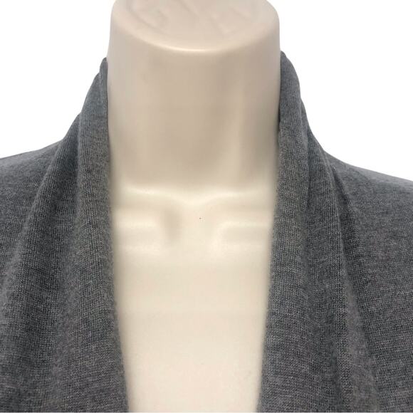 Expresss Gray Knit Sweater - Picture 16 of 16